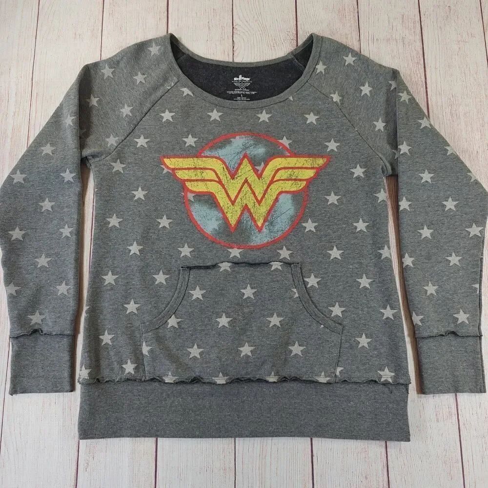 Six Flags DC Comics Wonder Woman logo star sweatshirt sz L
